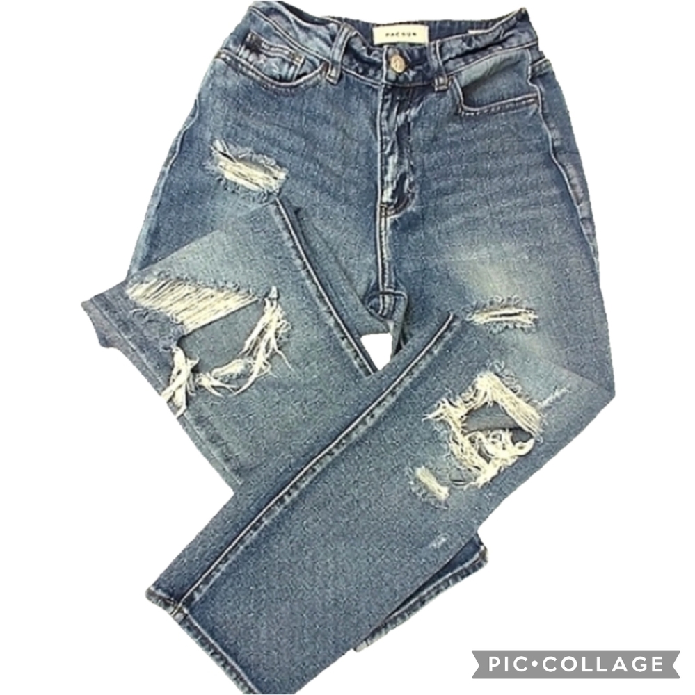 Pacsun Distressed/Ripped Mom Jeans Sz 24
